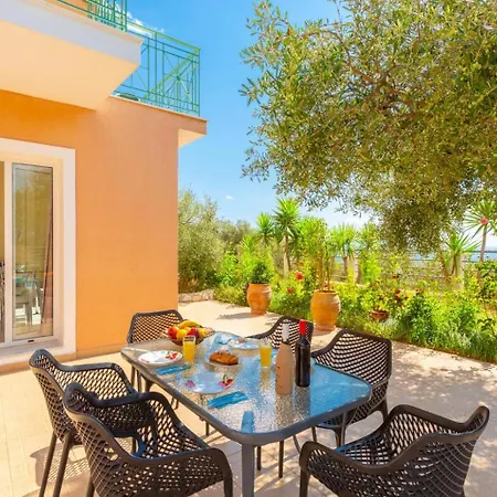 Villa Eri Lourdata (Kefalonia)