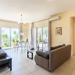 Villa Eri *