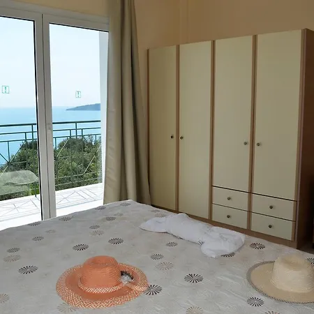 Eri Villa *
