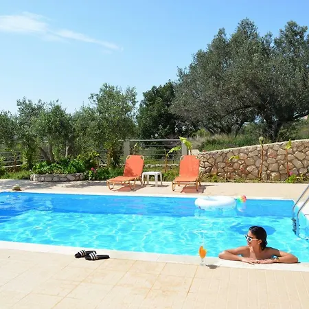 Villa Eri
